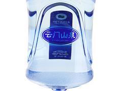 大桶礦泉水制作流程及如何尋找聲譽好的桶裝水廠家